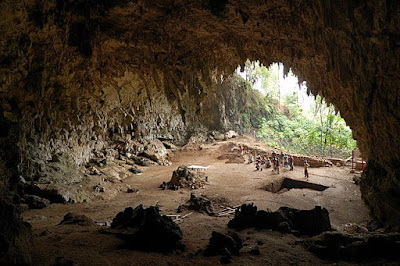 Gua Liang Bua tempat ditemukannya fosil homo floresiensis
