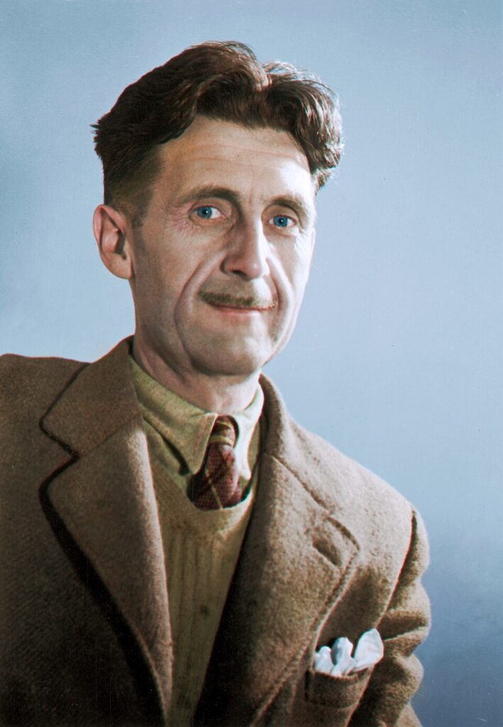 George Orwell penulis buku Animal Farm